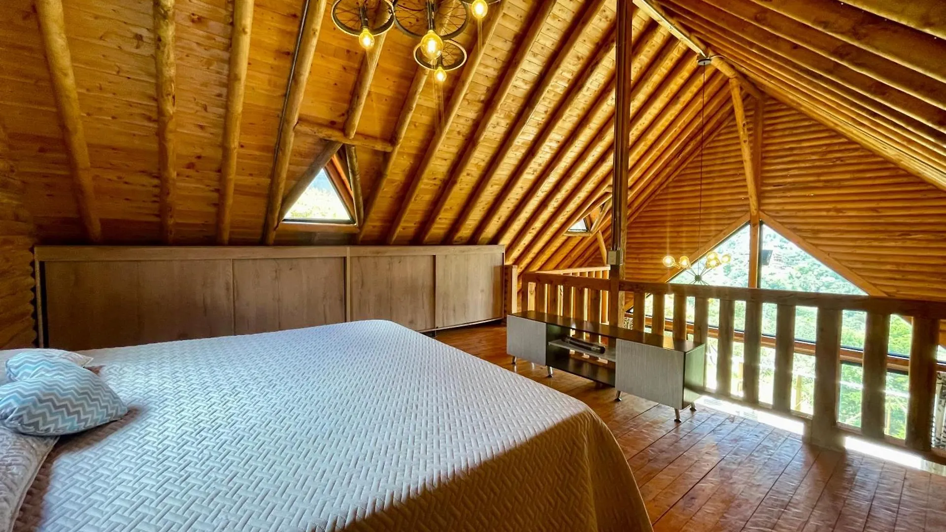La Bambina Cabana Glamping Guarne Luxury tent