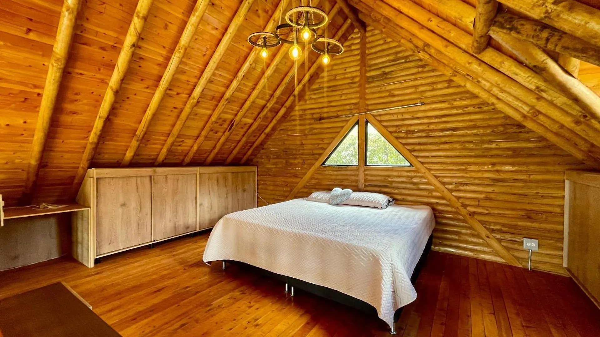 Luxury tent La Bambina Cabana Glamping Guarne