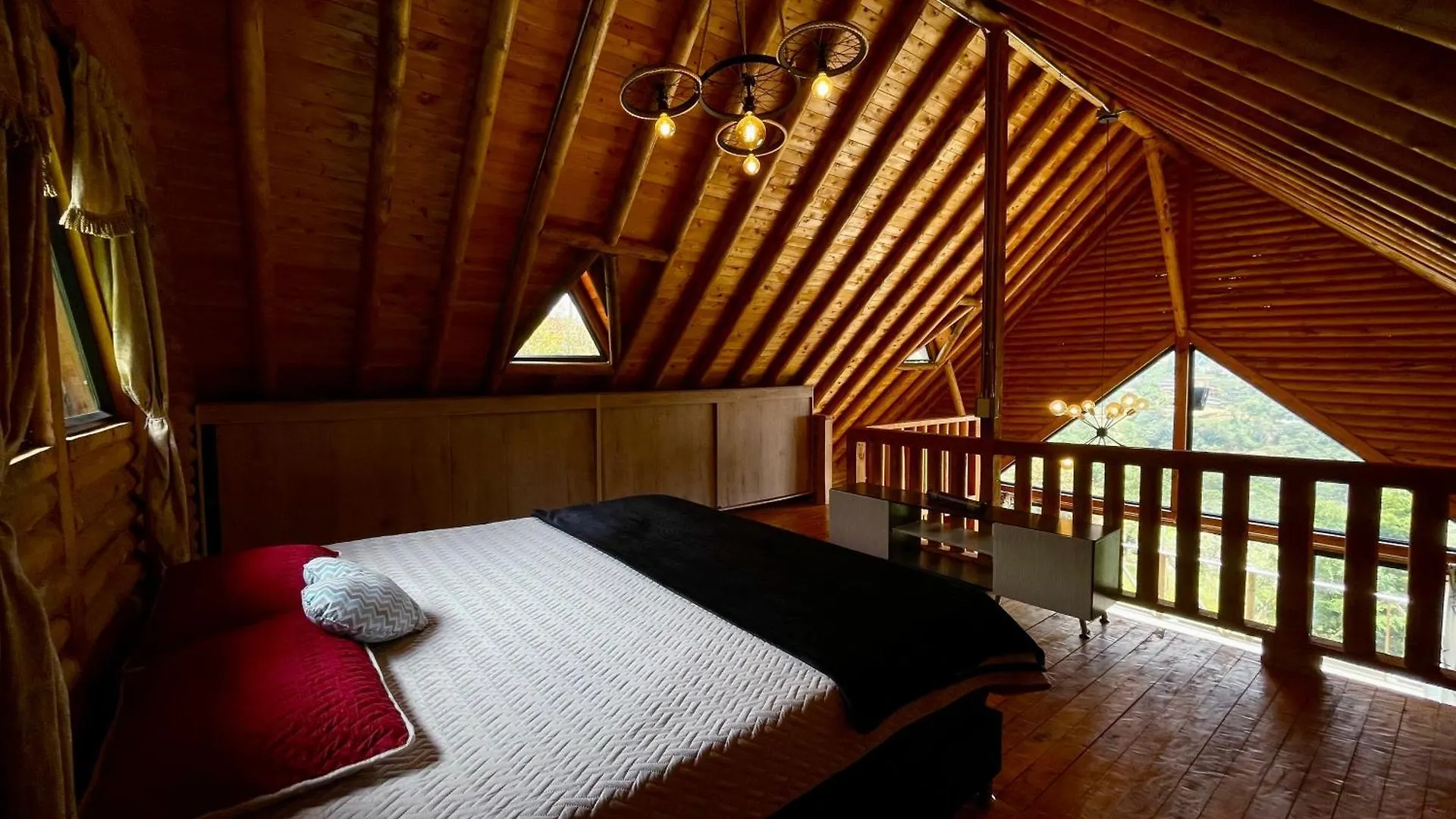 Luxury tent La Bambina Cabana Glamping Guarne