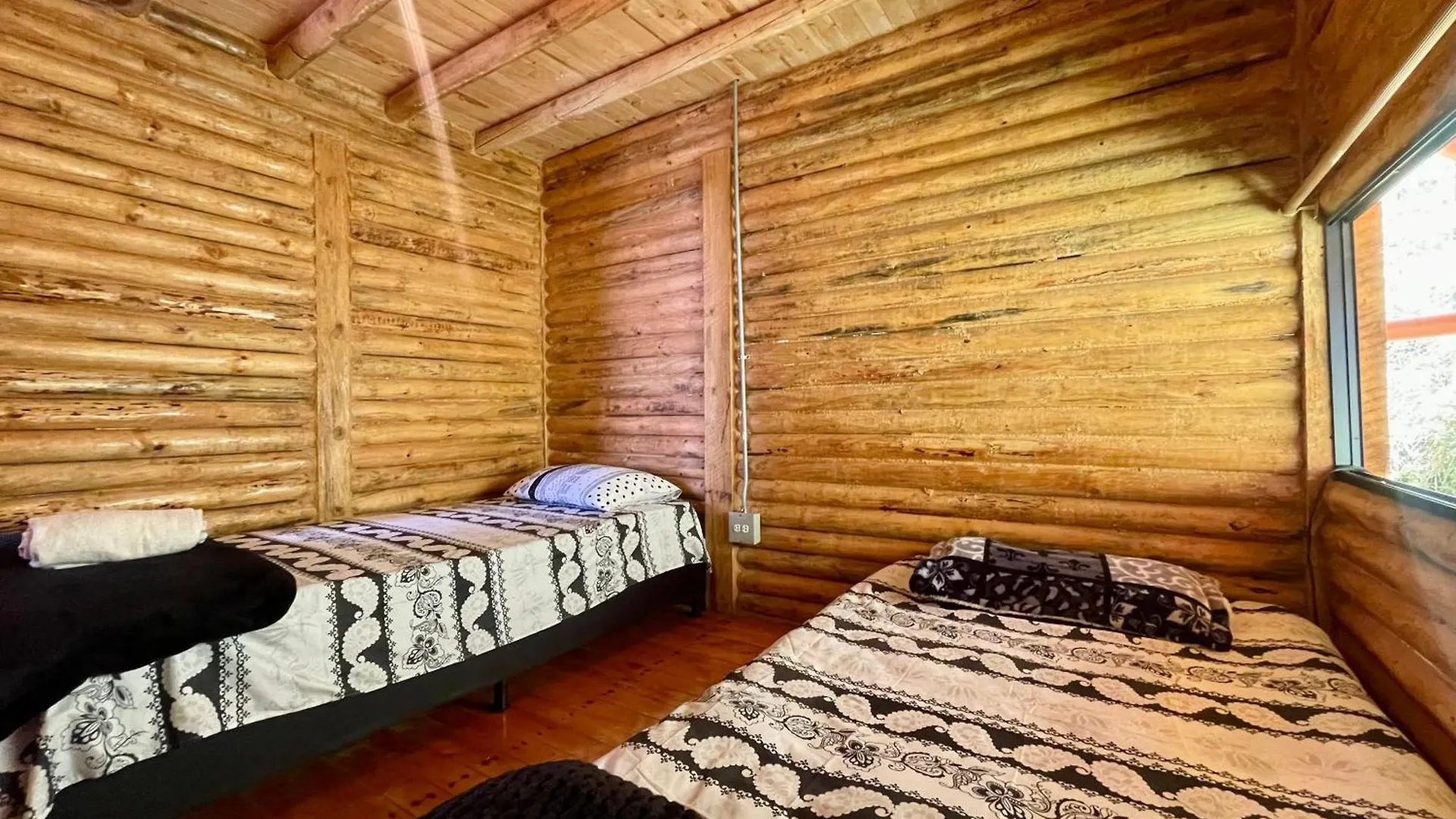 La Bambina Cabana Glamping Guarne Luxury tent